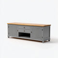 Meuble TV gris avec plateau en bois massif 160 x 40 x 60 cm à 2 portes 2 tiroirs et niche ouverte rectangulaire